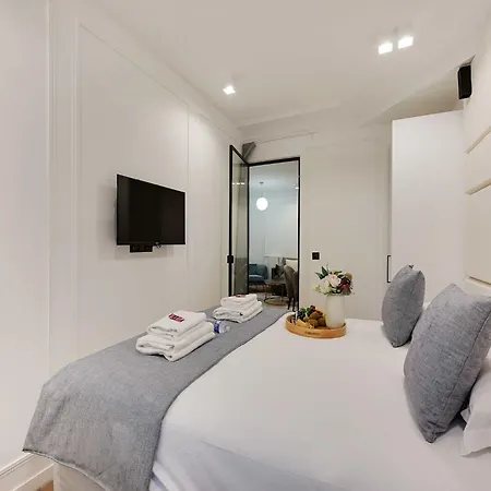 Amazing - 2br 6p - Gare Saint-lazare Apartment Paris